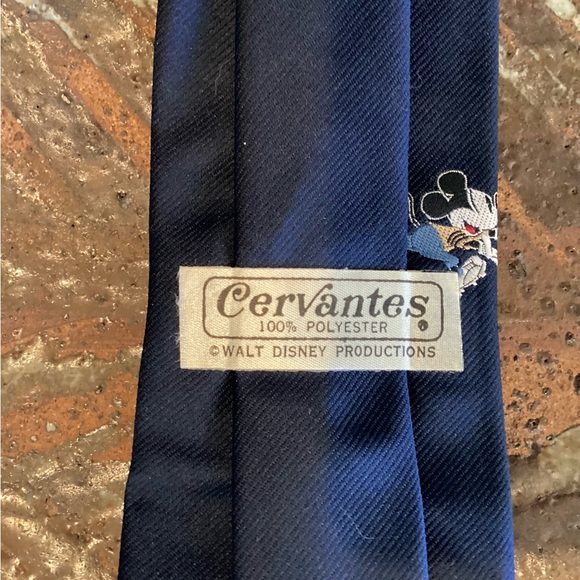 SOLD! Vintage Cervantes Mickey Mouse Football Tie - Picture 2 of 2